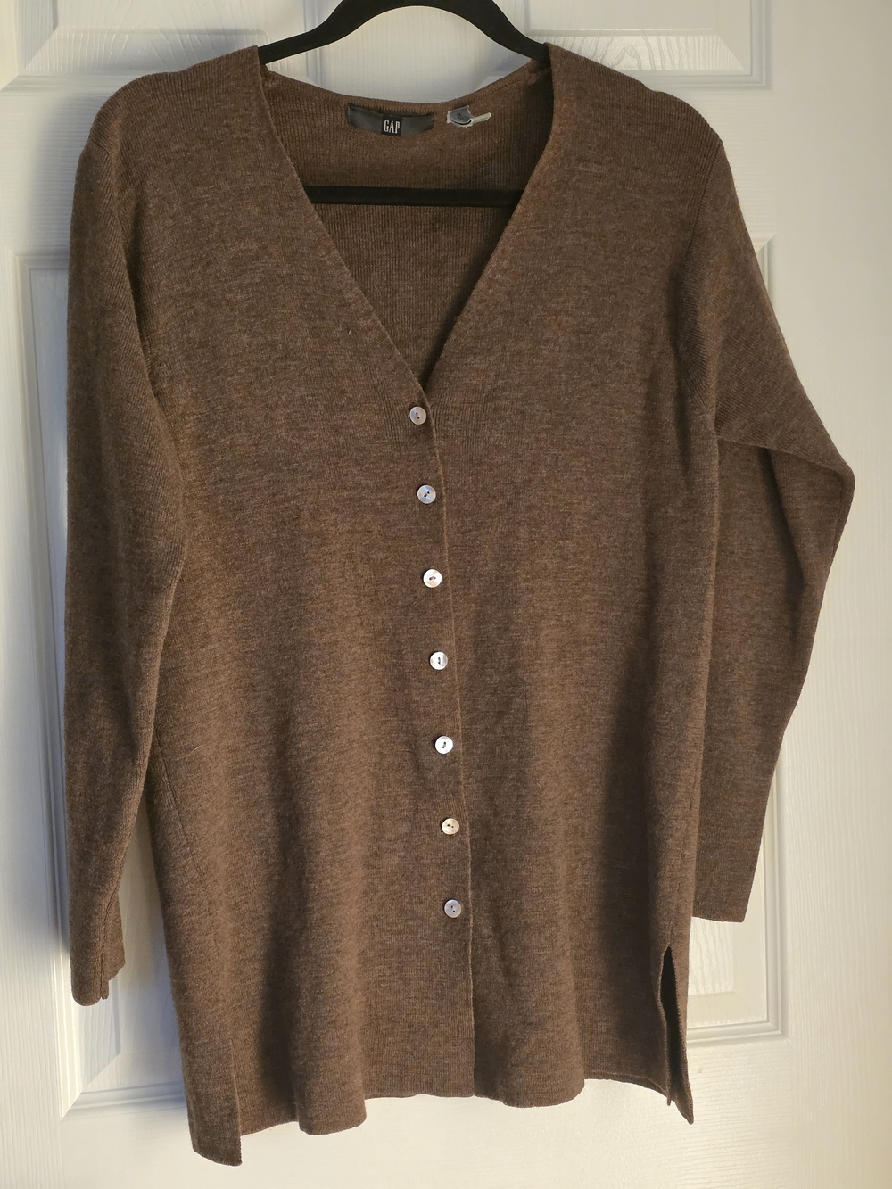Gap Women's Brown V-Neck Mid Length Button Cardigan Sweater 100% Merino Wool